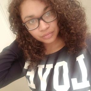 Meet your Posher, Breanna